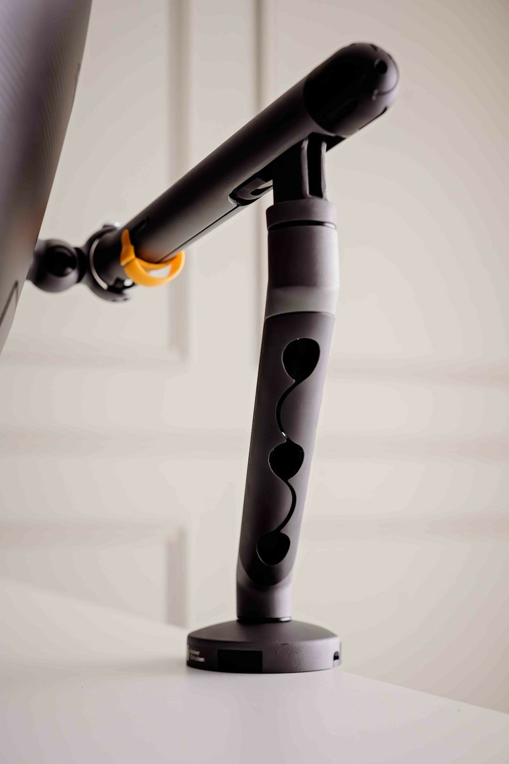 Bras porte-écran flexible - installation rapide