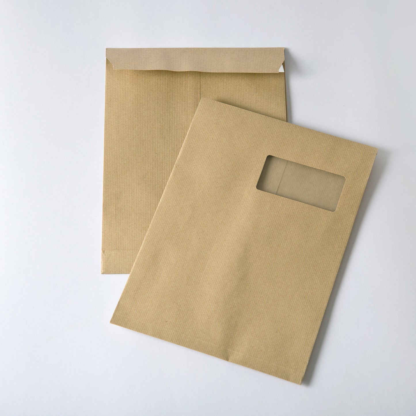Pochettes à soufflets, C4, 229 x 324 mm, kraft brun avec fenetre