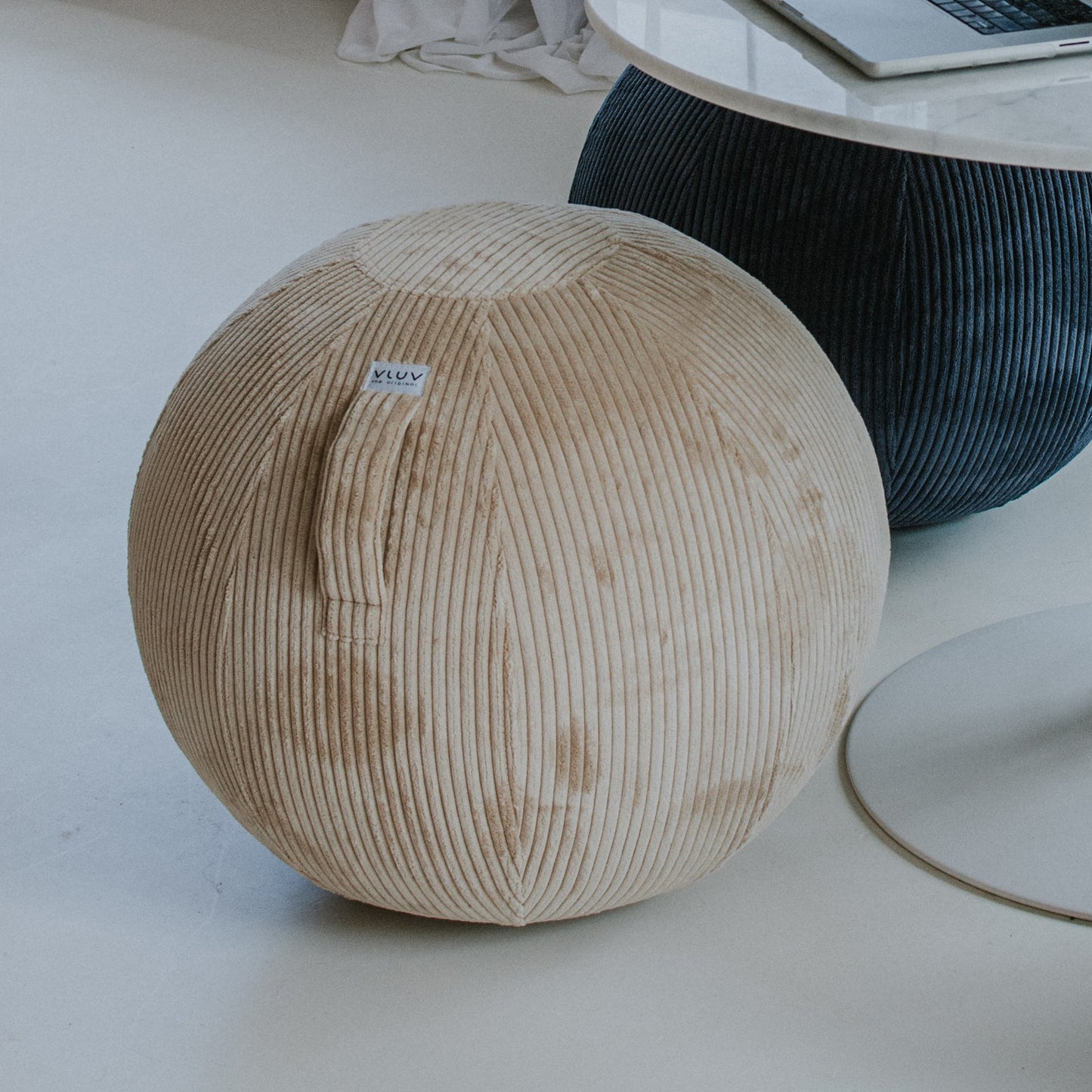 Ballon d'assise ergonomique - Velours beige, 150kg max