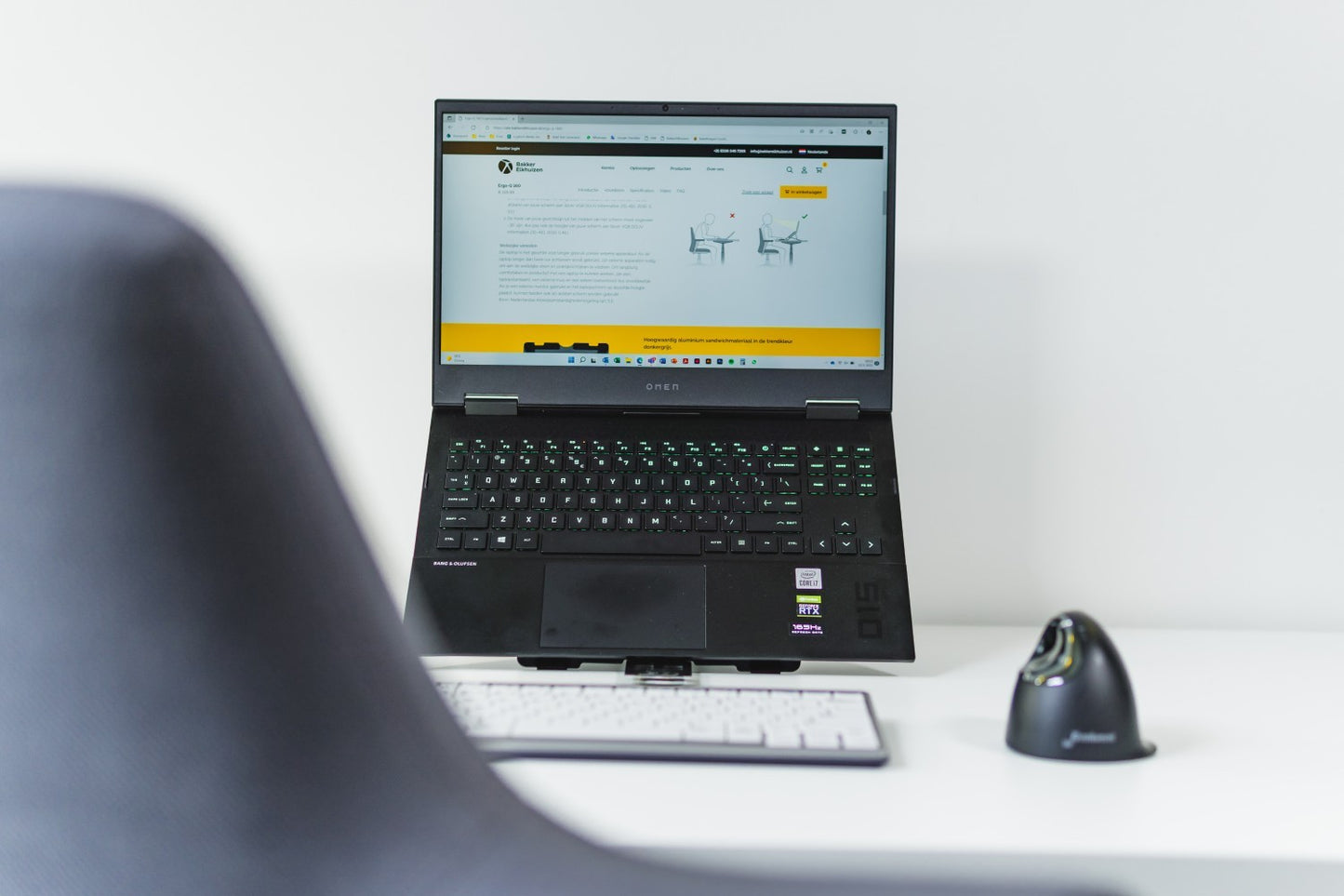 Rehausseur Pliable PC Portable BNEUSUDG - BakkerElkhuizen