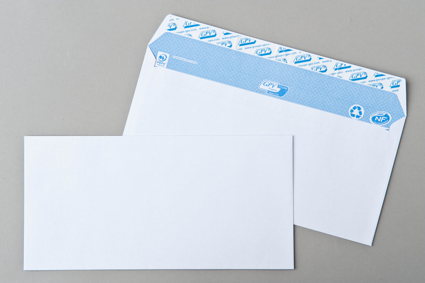 Enveloppes blanc 110x220 bdp 90g boite de 500