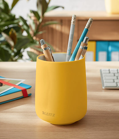 Pot crayon design cosy-jaune
