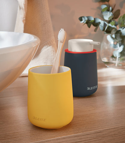 Pot crayon design cosy-jaune